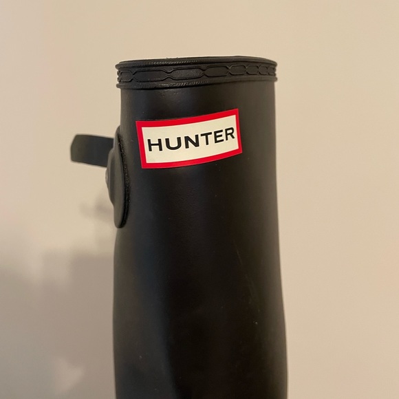 Black Hunter Boots size 9. - Picture 2 of 7